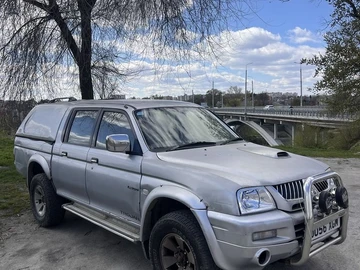 Авто Mitsubishi L 200 2004 № 8714903