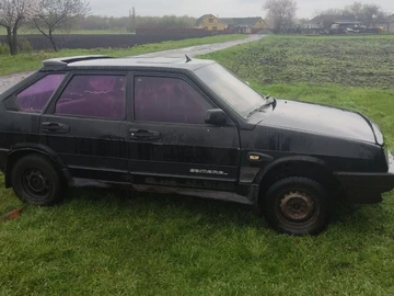 Авто ВАЗ 2109 2000 № 8714920