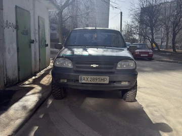 Авто Chevrolet Niva 2006 № 8715114