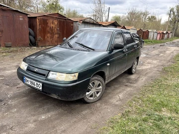 Авто ВАЗ 2110 2004 № 8715133