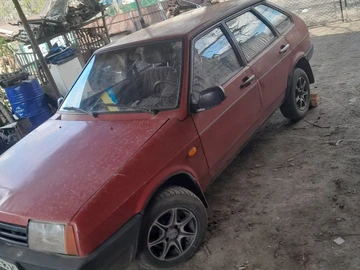 Авто ВАЗ 2109 1996 № 8715212