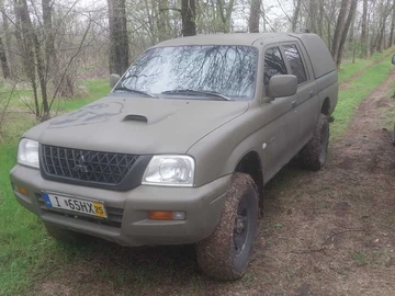 Авто Mitsubishi L 200 2002 № 8715259
