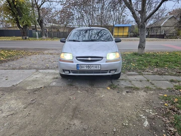 Авто Chevrolet Aveo 2003 № 8715348