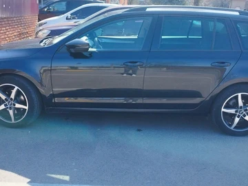 Авто Skoda 100 2015 № 8715386