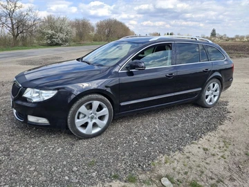 Авто Skoda Superb 2012 № 8715518