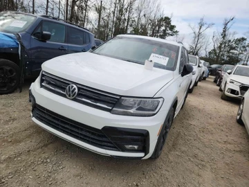 Авто Volkswagen Tiguan 2021 № 8715533