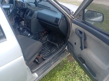 Авто ВАЗ 2110 2001 № 8715551