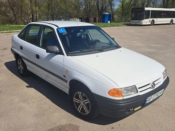 Авто Opel Astra 1994 № 8715599