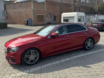 Авто Mercedes 300 2019 № 8716379