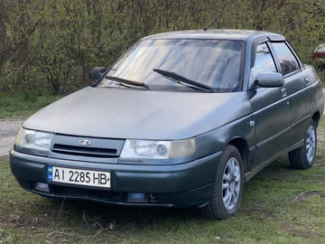 Авто ВАЗ 2110 2001 № 8716394