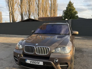Авто BMW X5 2010 № 8716399
