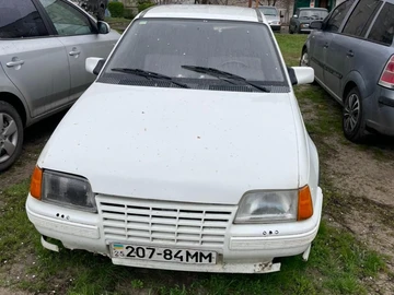 Авто Opel Kadett 1988 № 8716590