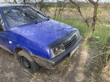 Авто ВАЗ 2109 1988 № 8716871