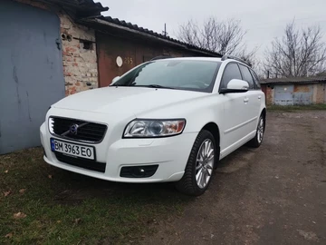 Авто Volvo V50 2010 № 8716909