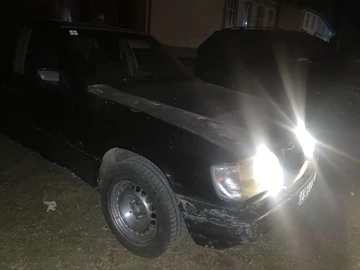 Авто Mercedes 230 1989 № 8716960
