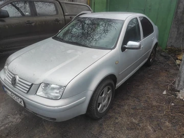 Авто Volkswagen Bora 2001 № 8717101