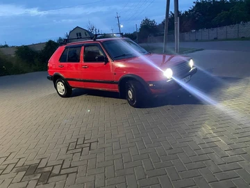 Авто Volkswagen Golf 1988 № 8717158