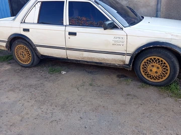 Авто Nissan Bluebird 1989 № 8717214