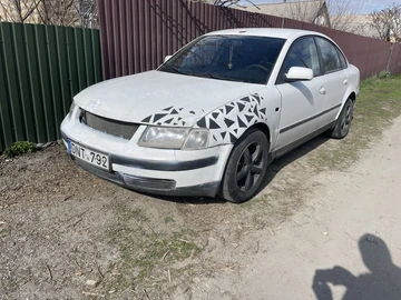 Авто Volkswagen Passat Sedan 1999 № 8717362