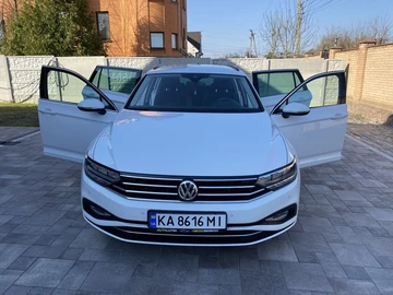 Авто Volkswagen Passat Variant 2019 № 8717370