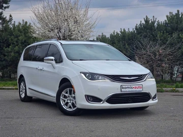 Авто Chrysler Pacifica 2017 № 8717441