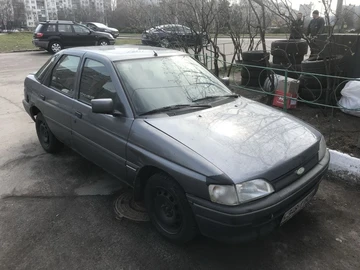 Авто Ford Escort 1992 № 8717509