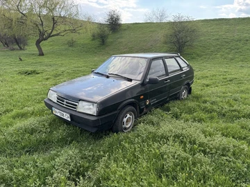 Авто ВАЗ 21093 1999 № 8717526