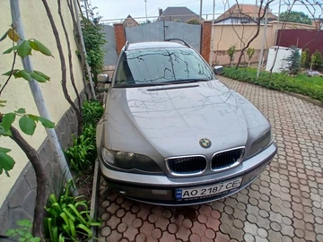 Авто BMW 02 E10  2003 № 8717539