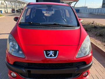 Авто Peugeot 1007 2005 № 8717561
