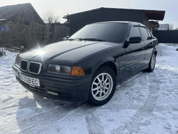 Авто BMW 3 Серия 1992 № 8717618
