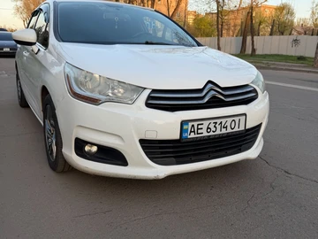 Авто Citroen C4 2011 № 8717644