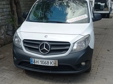 Авто Mercedes Mb 2015 № 8717751