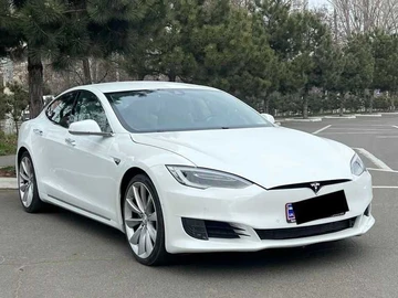 Авто Tesla Model S 2017 № 8717781