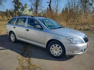 Авто Skoda Octavia 2012 № 8718045