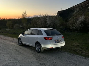 Авто SEAT Ibiza 2010 № 8718134
