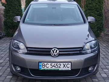 Авто Volkswagen Golf Plus 2013 № 8718214