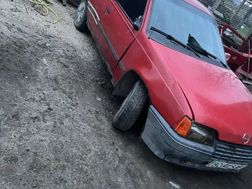 Авто Opel Kadett 1987 № 8718242