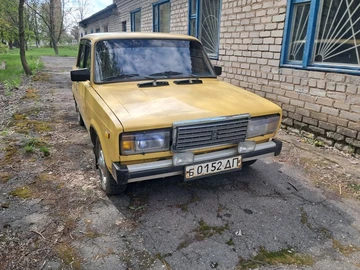 Авто ВАЗ 2105 1982 № 8718243