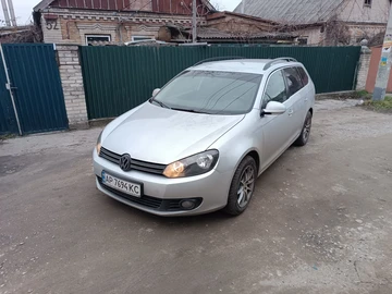 Авто Volkswagen Golf 2010 № 8718248