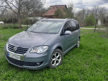Авто Volkswagen Touran 2007 № 8718291