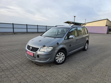 Авто Volkswagen Touran 2007 № 8718309