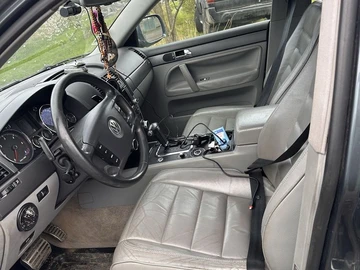 Авто Volkswagen Touareg 2005 № 8718335
