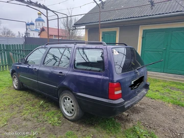 Авто Volkswagen Golf 1994 № 8718426