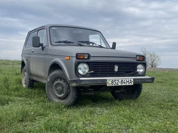 Авто ВАЗ 2121 1991 № 8718492