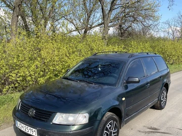 Авто Volkswagen Passat Sedan 1999 № 8718494