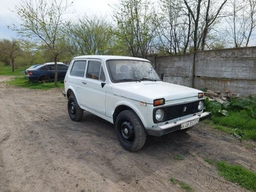 Авто ВАЗ 2121 1989 № 8718747
