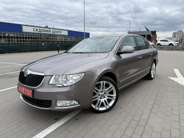 Авто Skoda Superb 2011 № 8718861