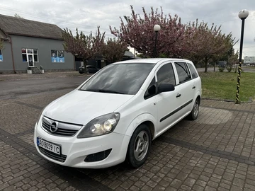 Авто Opel Zafira 2010 № 8718930