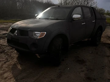 Авто Mitsubishi L 200 2007 № 8718962