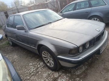 Авто BMW 7 Серия 1989 № 8719055
